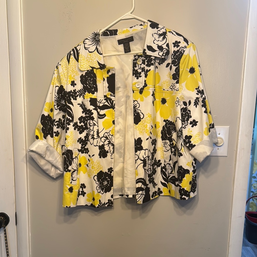 SilkLand Black and Yellow Floral Jacket